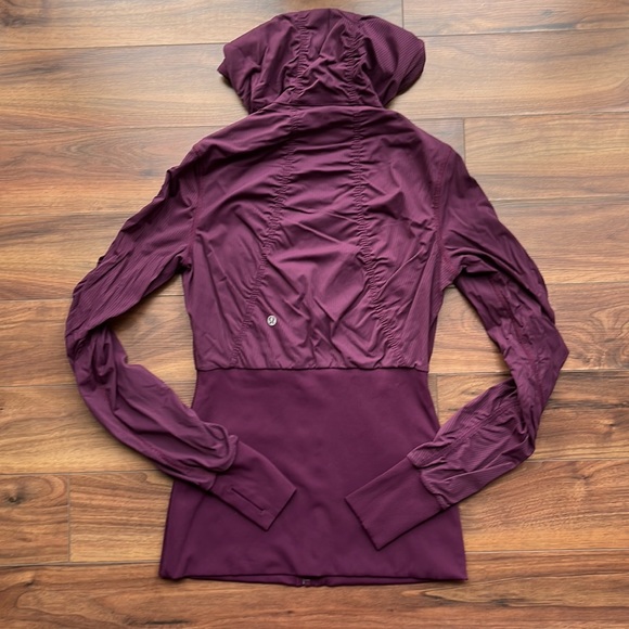 Lululemon Running Jacket - Picture 2 of 5